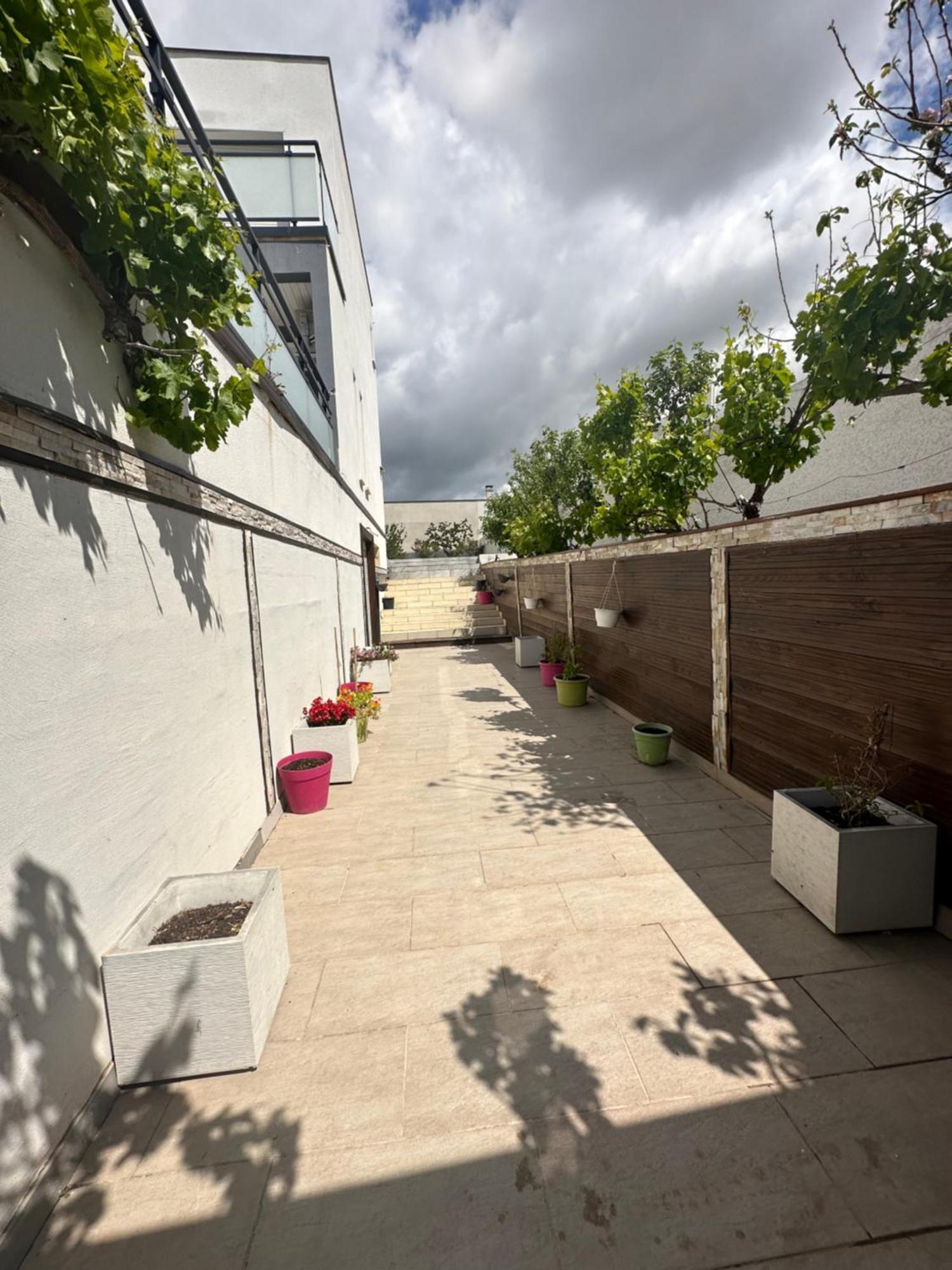 Superbe Appartement Avec Piscine Et Spa Privatif Villeneuve-lès-Béziers Exterior foto